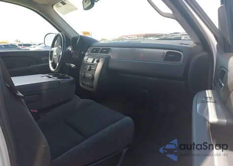 2009 Chevrolet Tahoe Ls from USA, damaged, VIN 1GNFC13079R155664